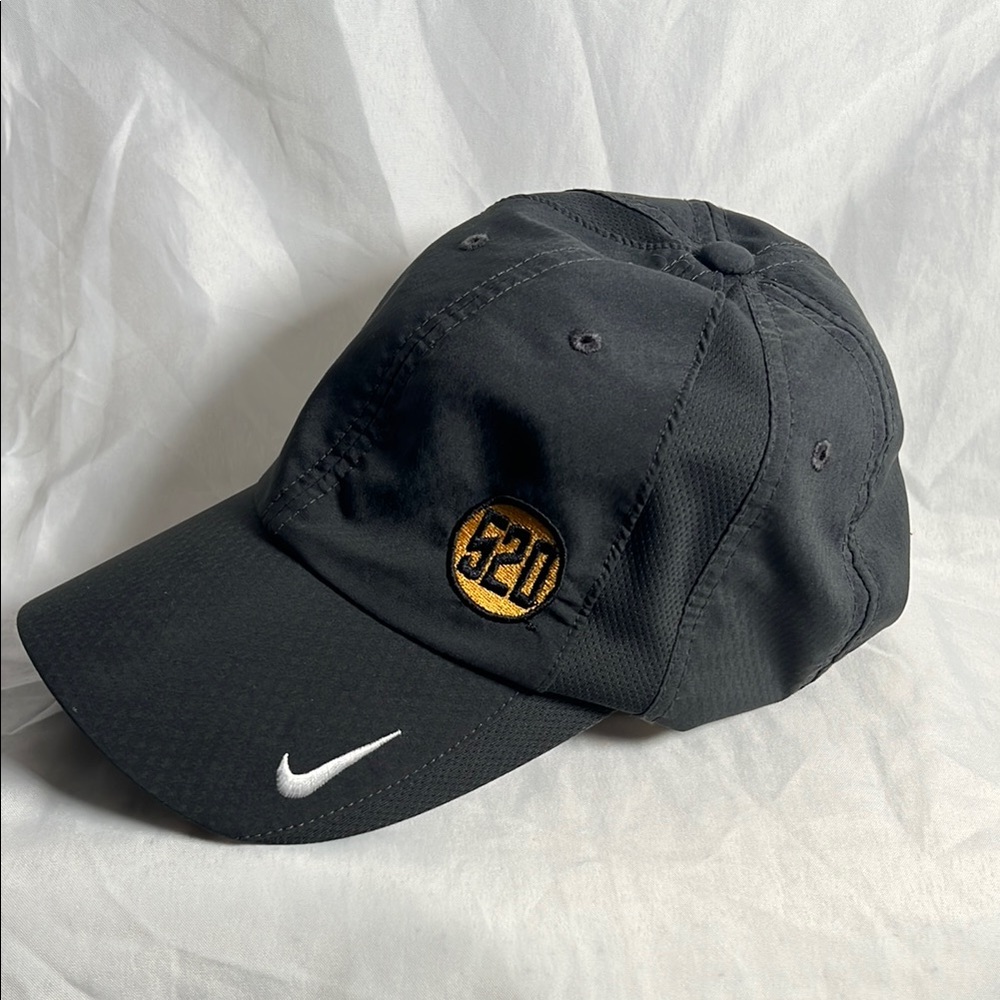 Grey 520 Nike Golf Cap - Adjustable - O/S